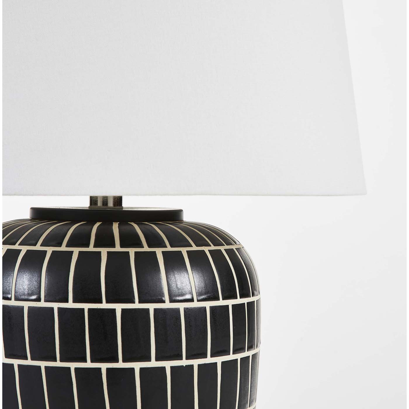 Aela Table Lamp | Safavieh - TBL2000