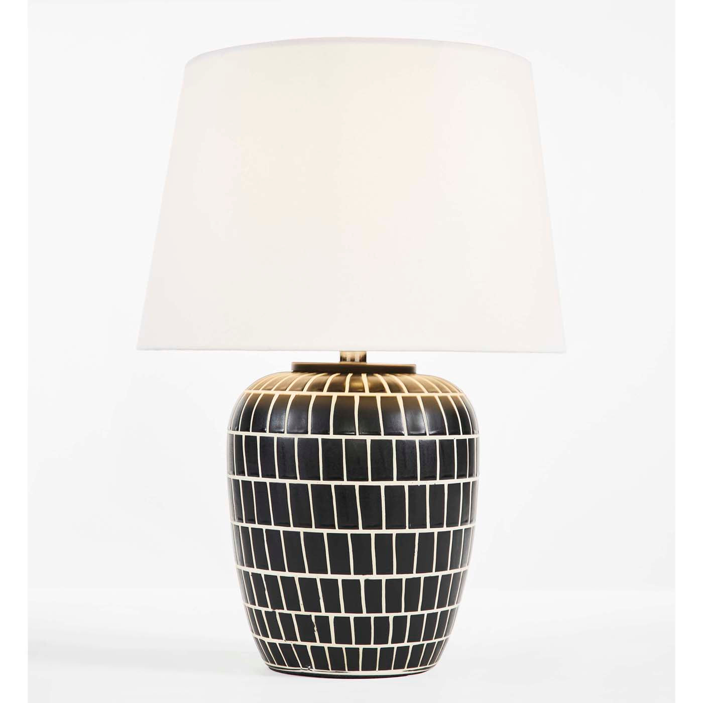 Aela Table Lamp | Safavieh - TBL2000